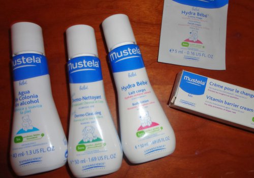 Muestras Mustela gratis 